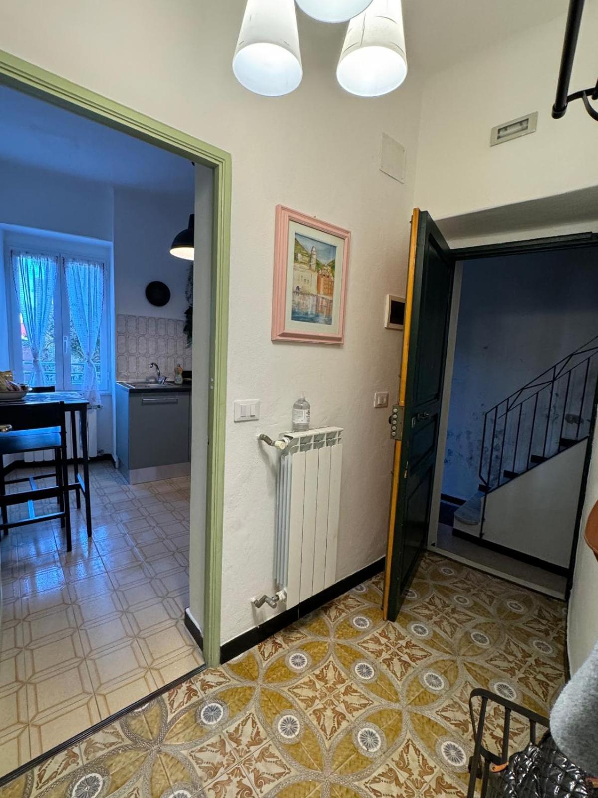 La Casa Del Pastenello Vernazza Bagian luar foto